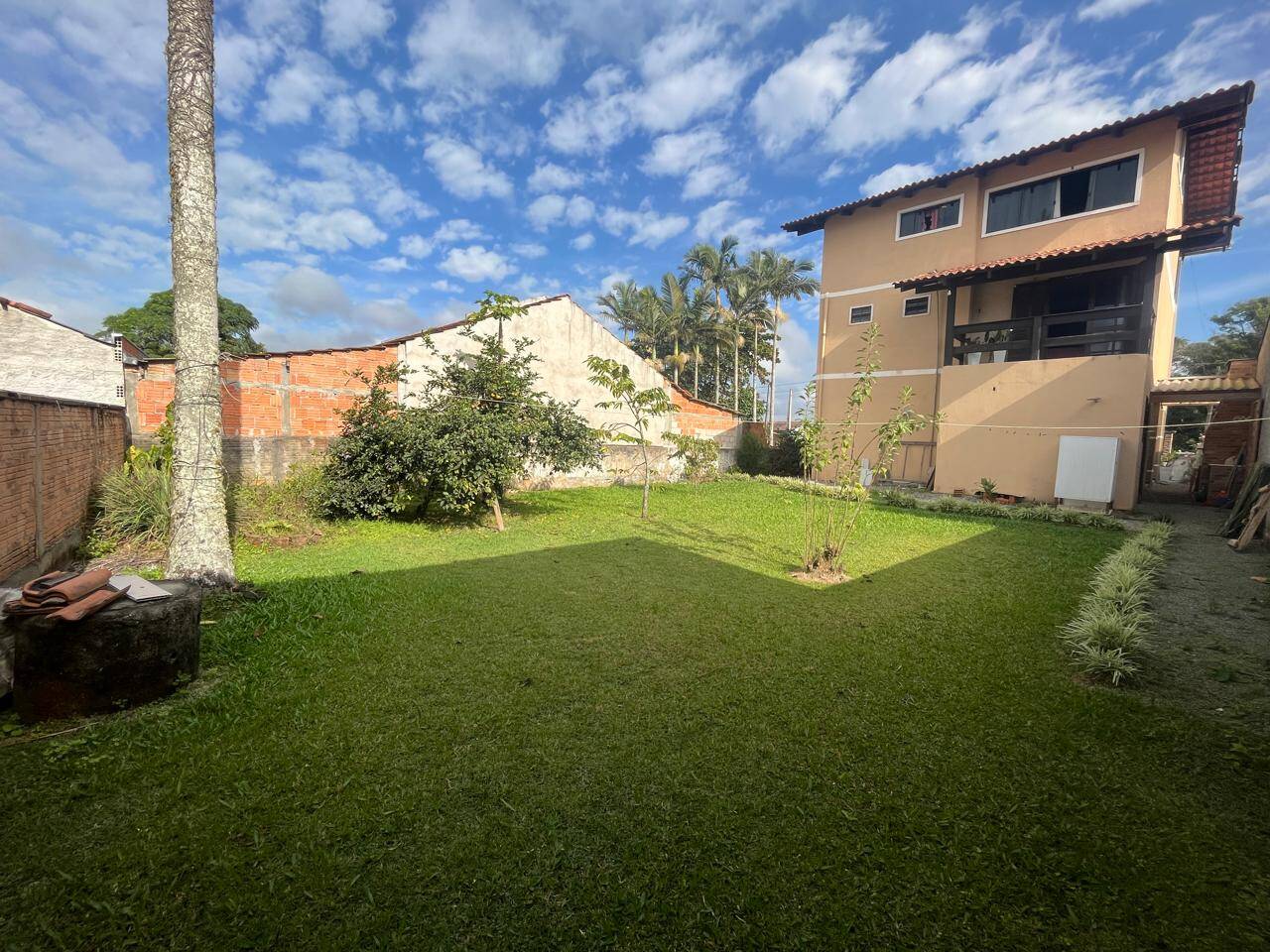 Sobrado, 3 quartos, 200 m² - Foto 1