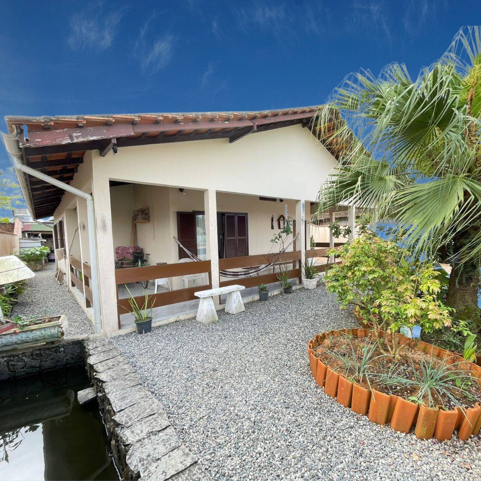 Casa, 4 quartos, 228 m² - Foto 1