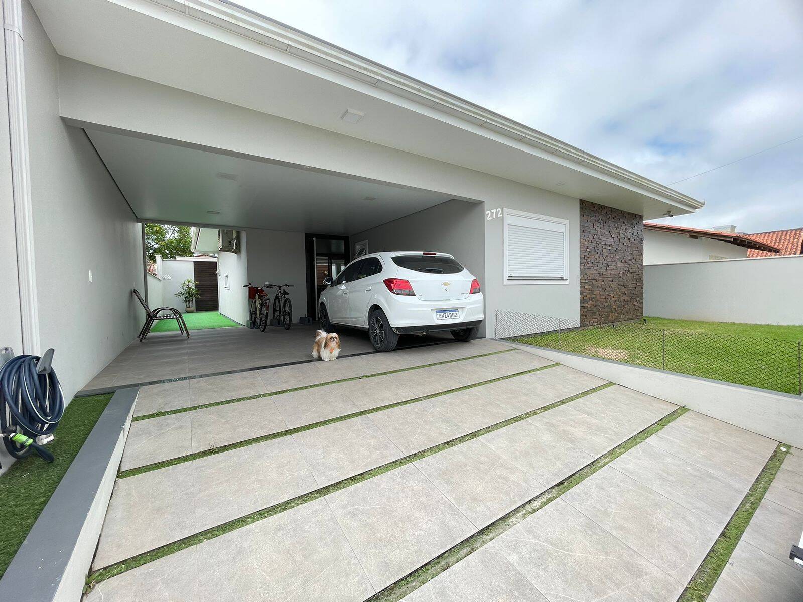 Casa, 3 quartos, 210 m² - Foto 1