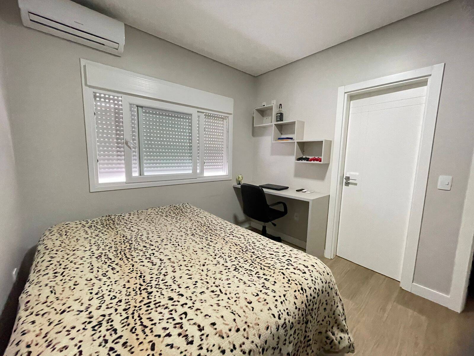 Casa, 3 quartos, 210 m² - Foto 12