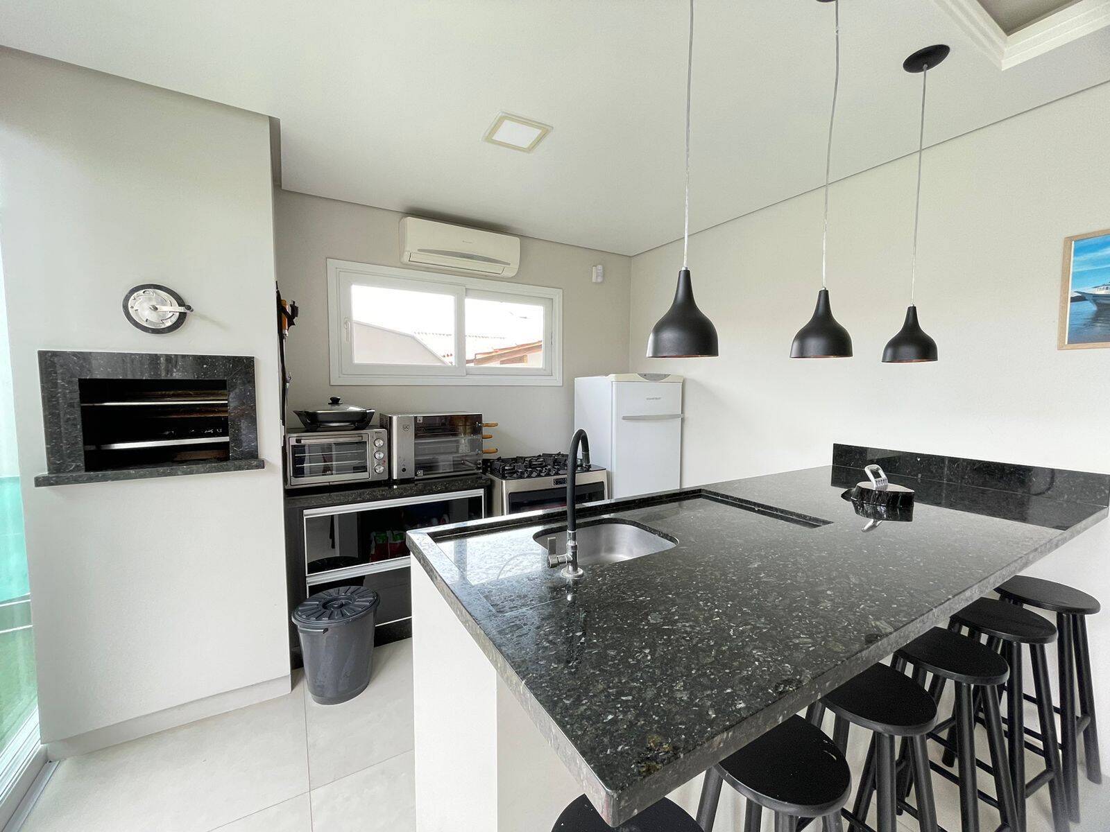 Casa, 3 quartos, 210 m² - Foto 22