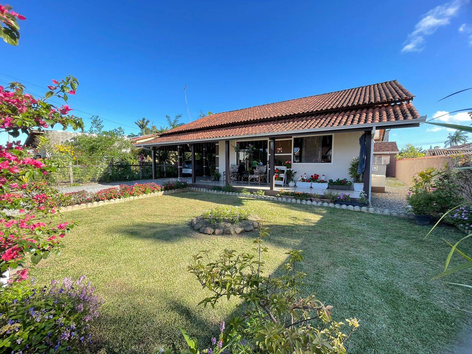 Casa, 3 quartos, 190 m² - Foto 1