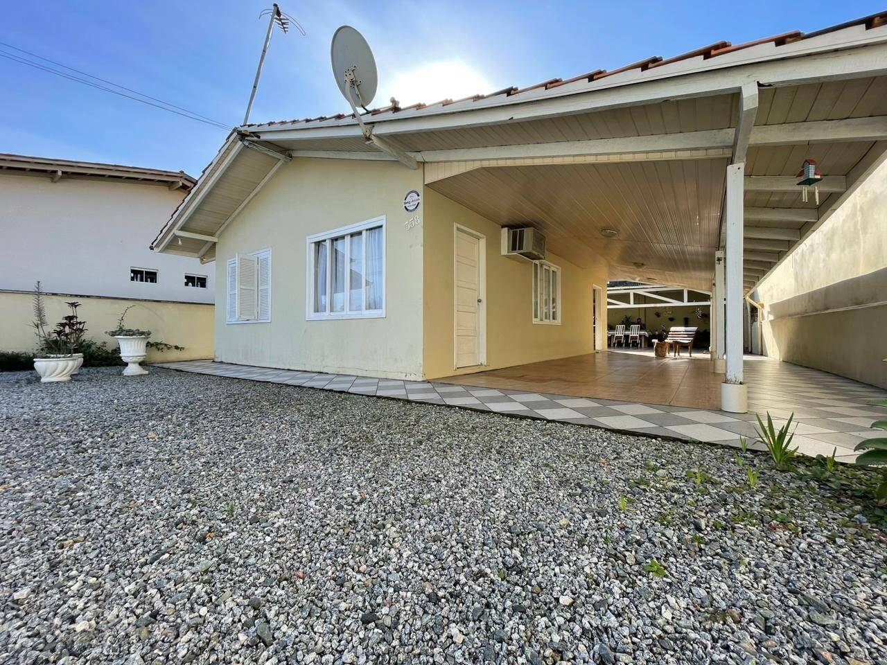 Casa, 2 quartos, 170 m² - Foto 1