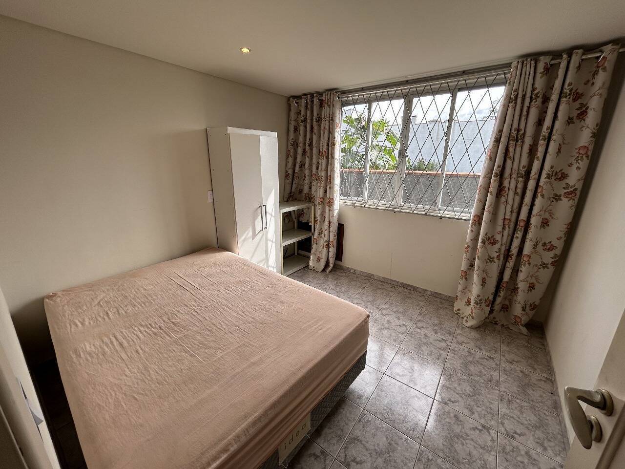 Casa, 4 quartos, 230 m² - Foto 27