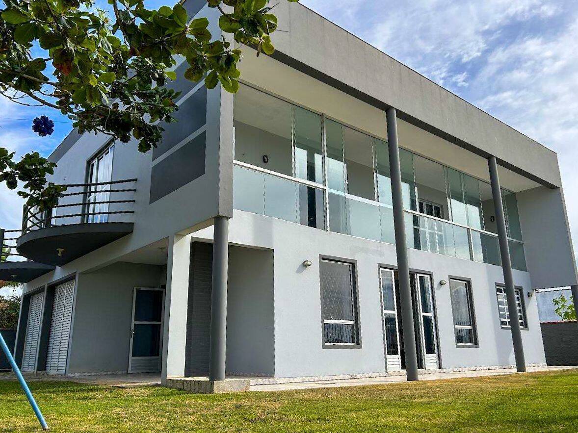 Casa, 4 quartos, 230 m² - Foto 2