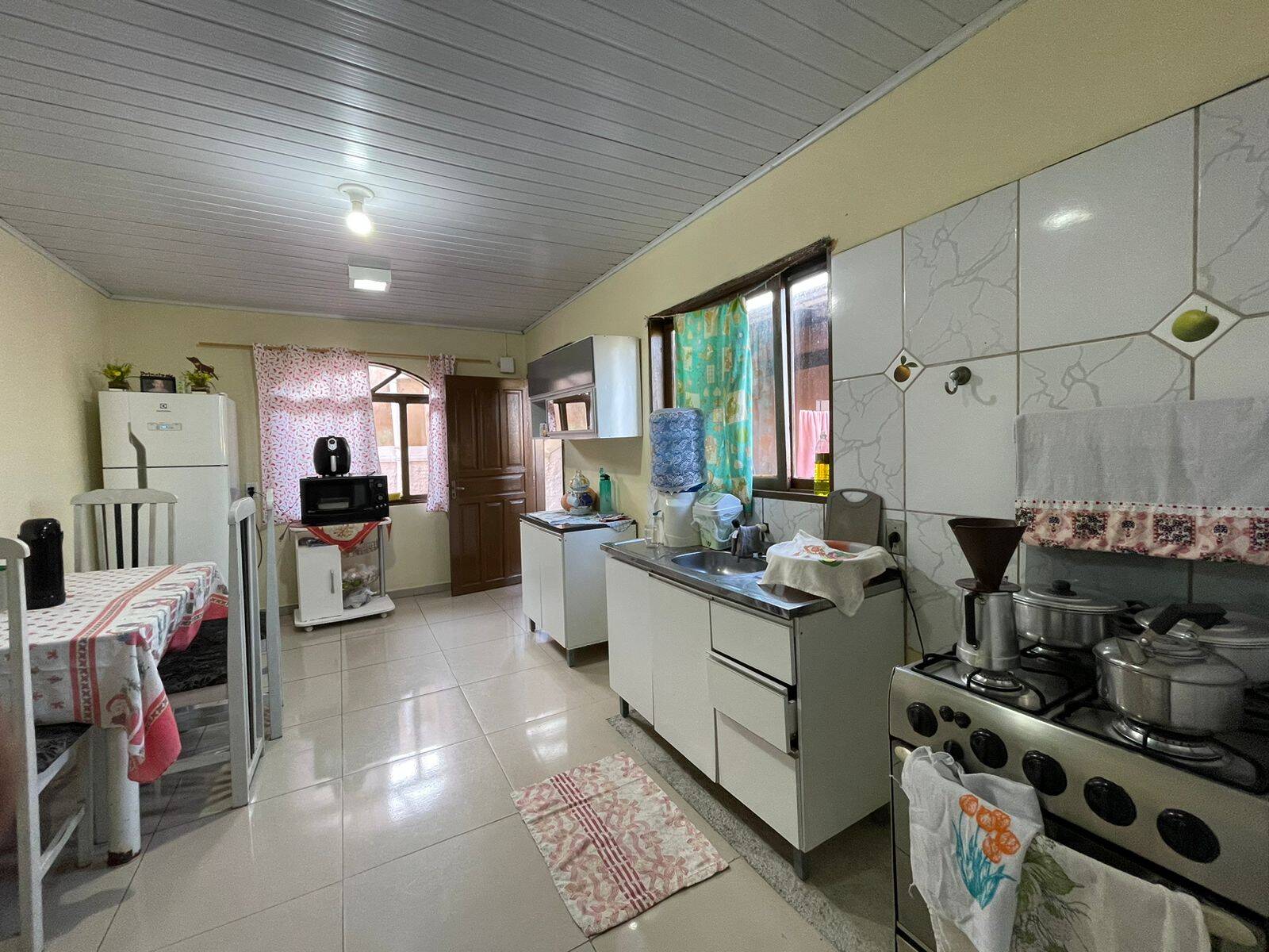 Casa, 5 quartos, 98 m² - Foto 3