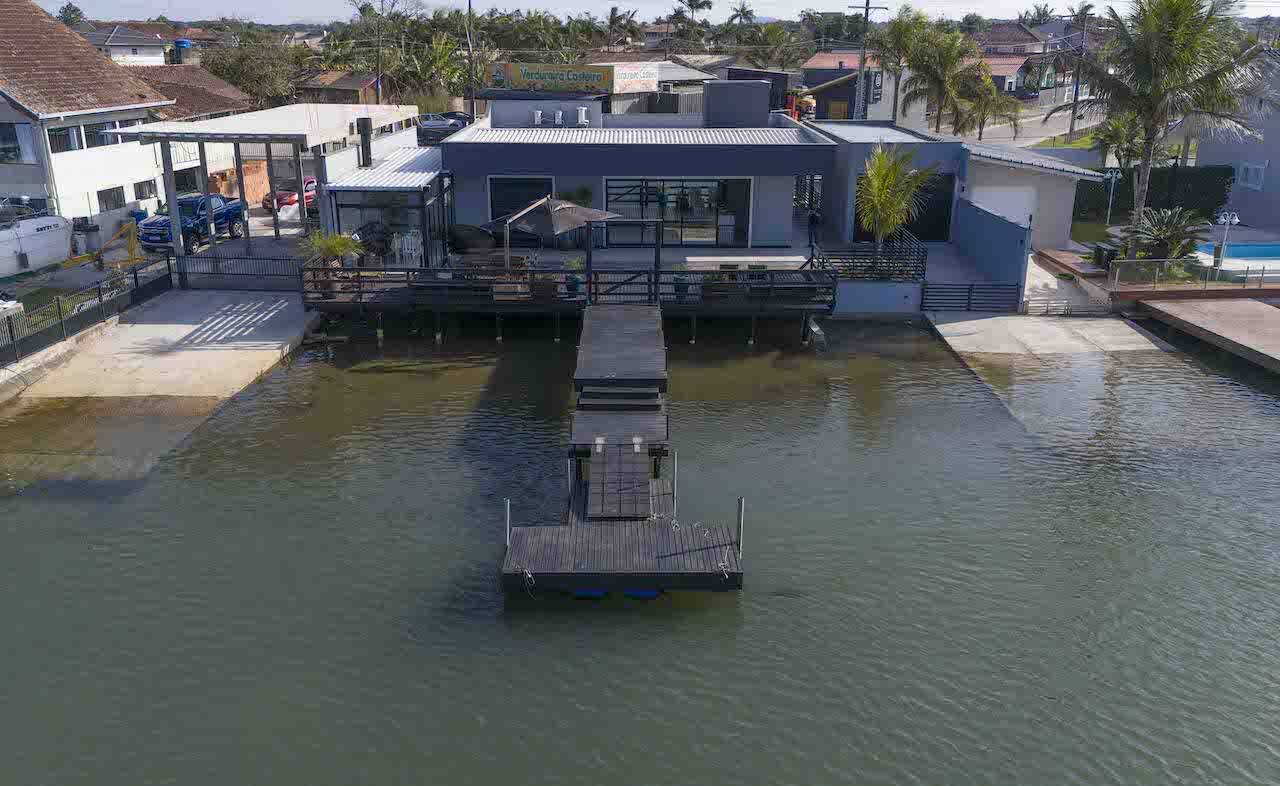 Casa, 2 quartos, 190 m² - Foto 1