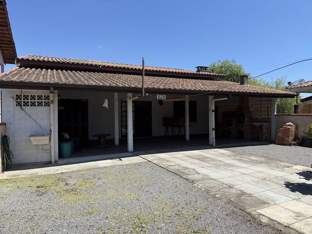 Casa, 3 quartos, 156 m² - Foto 1