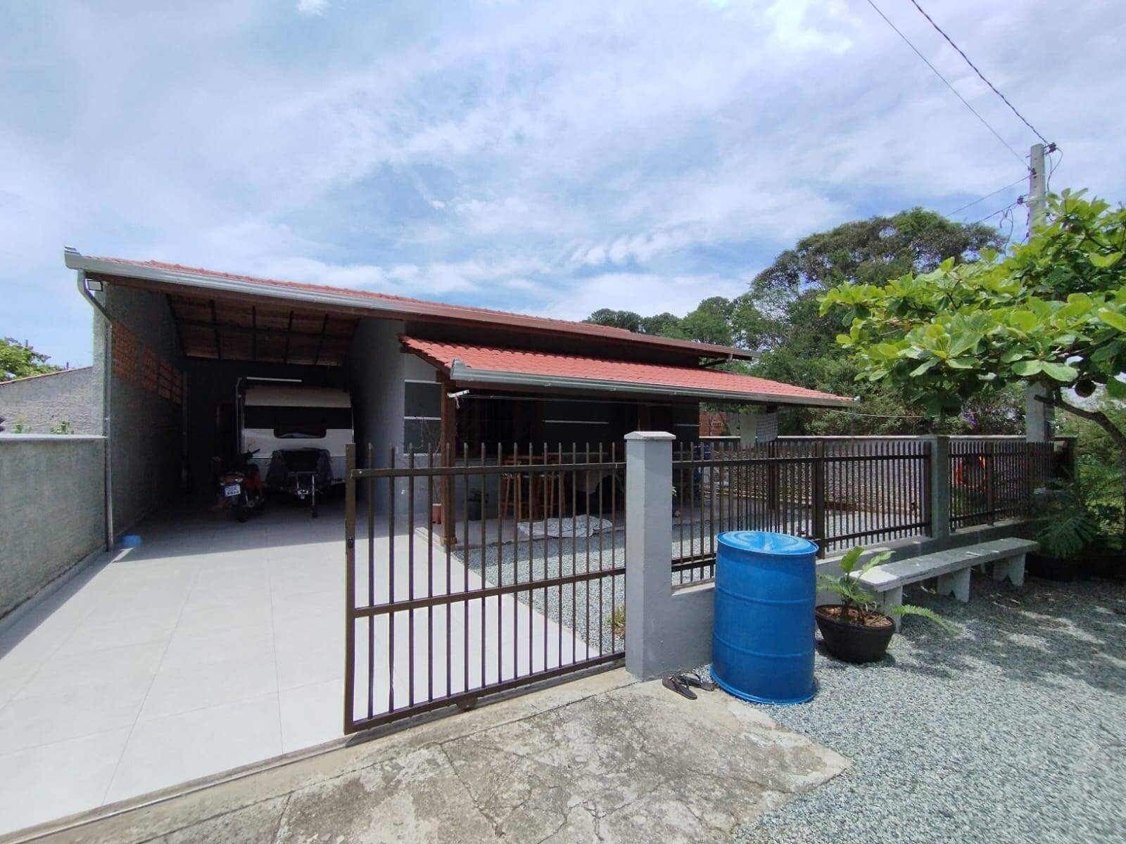 Casa, 2 quartos, 140 m² - Foto 1