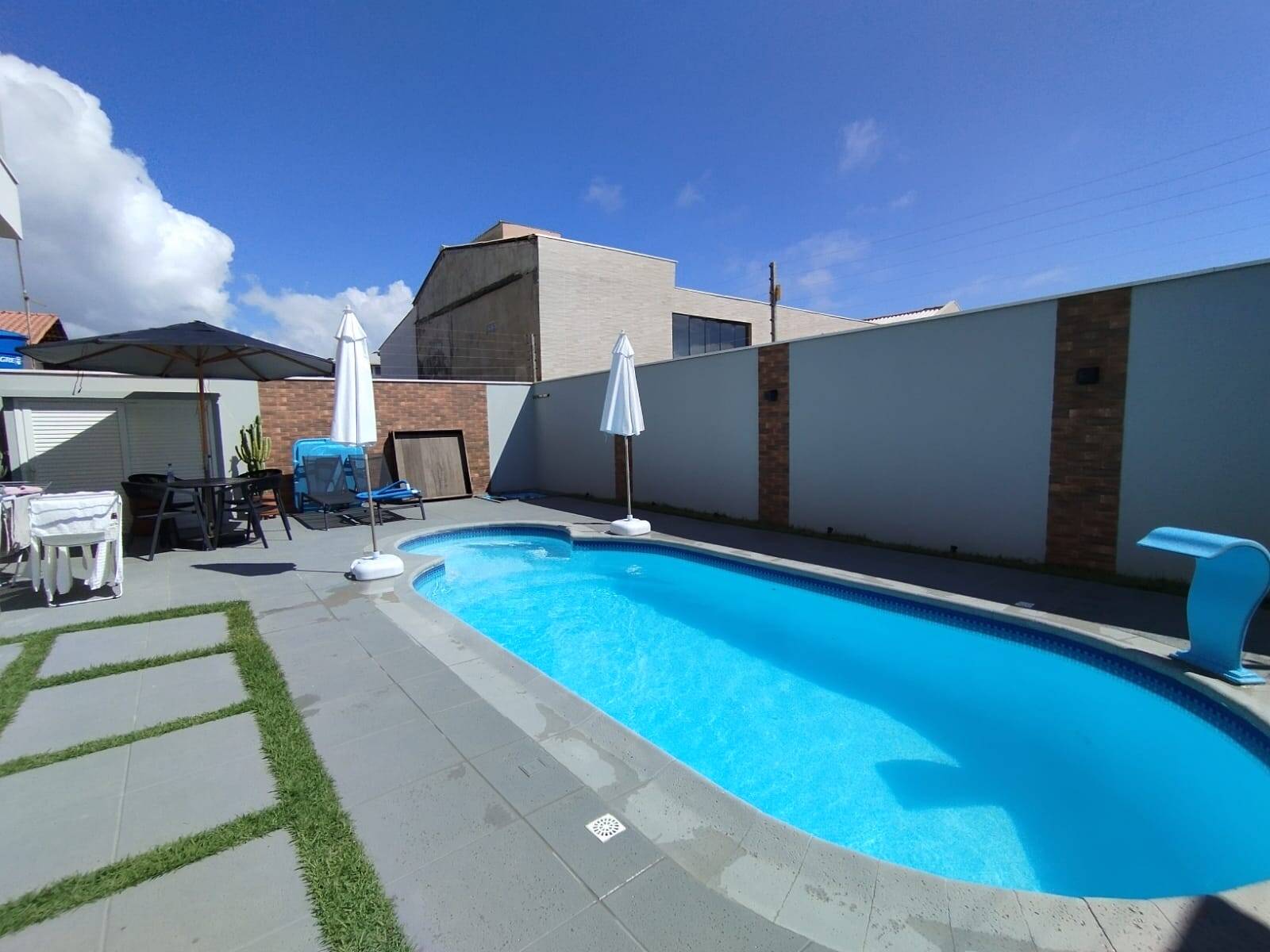 Sobrado, 4 quartos, 260 m² - Foto 1