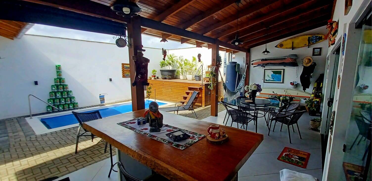 Casa, 3 quartos, 200 m² - Foto 9