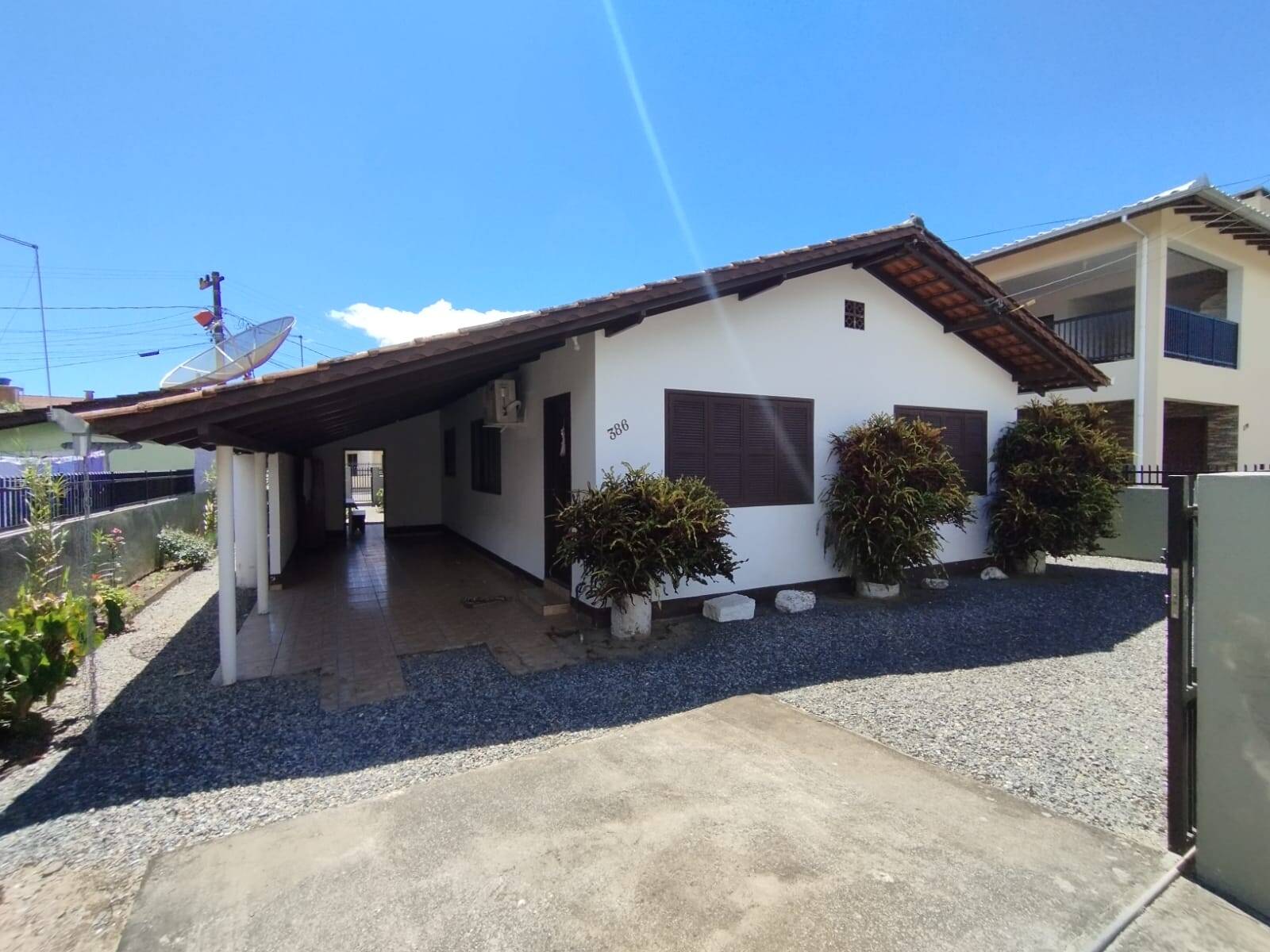 Casa, 3 quartos, 140 m² - Foto 1