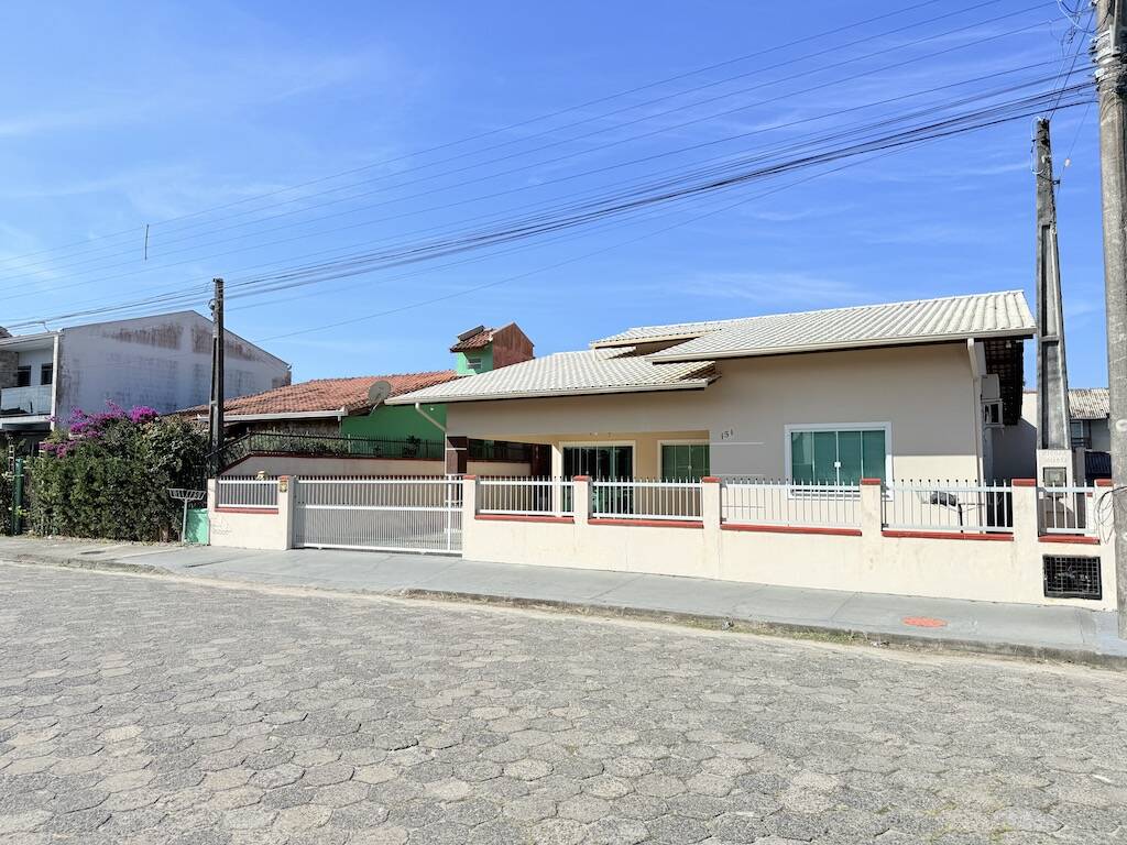 Casa, 3 quartos, 155 m² - Foto 1