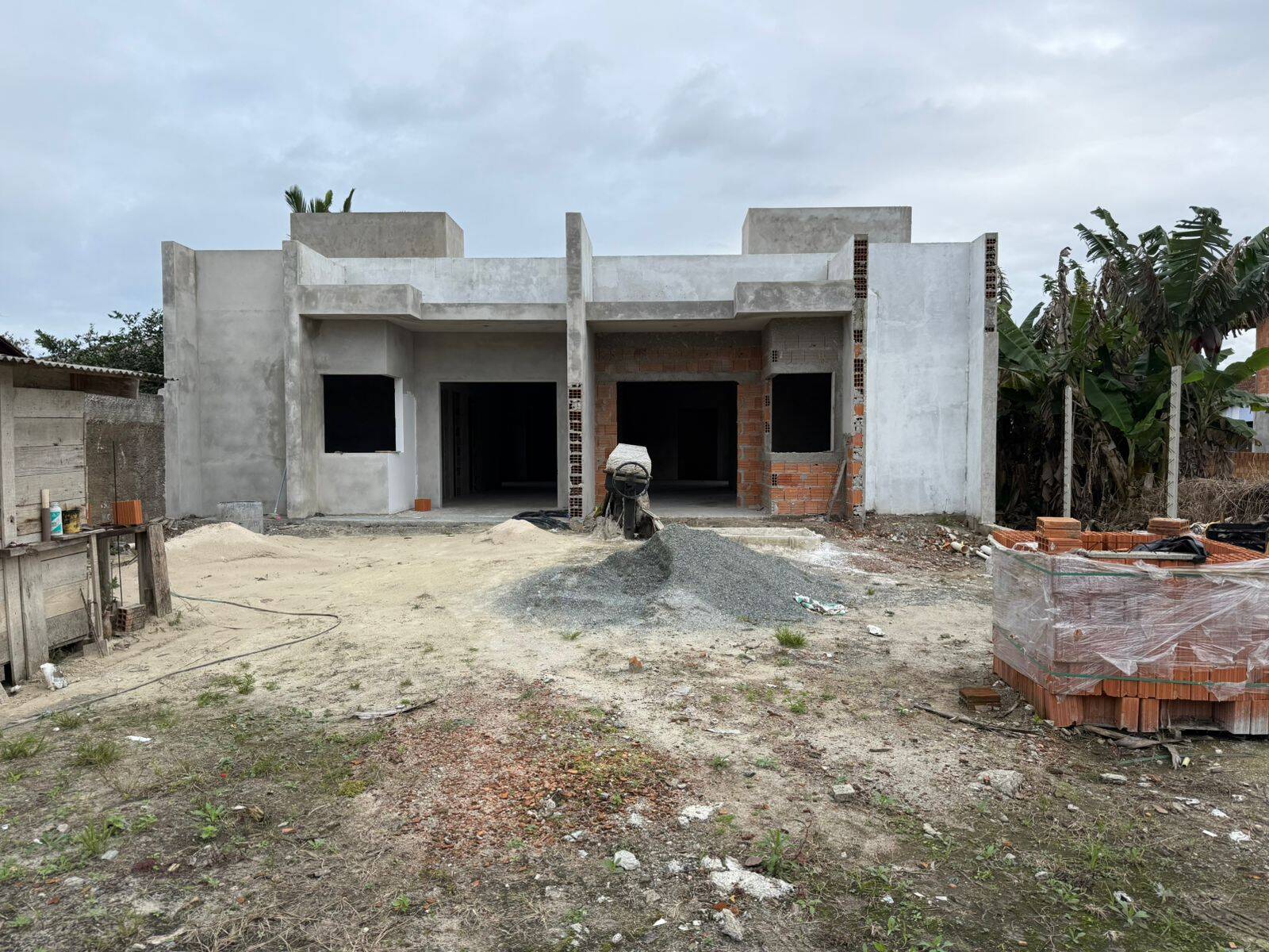 Casa, 2 quartos, 98 m² - Foto 1