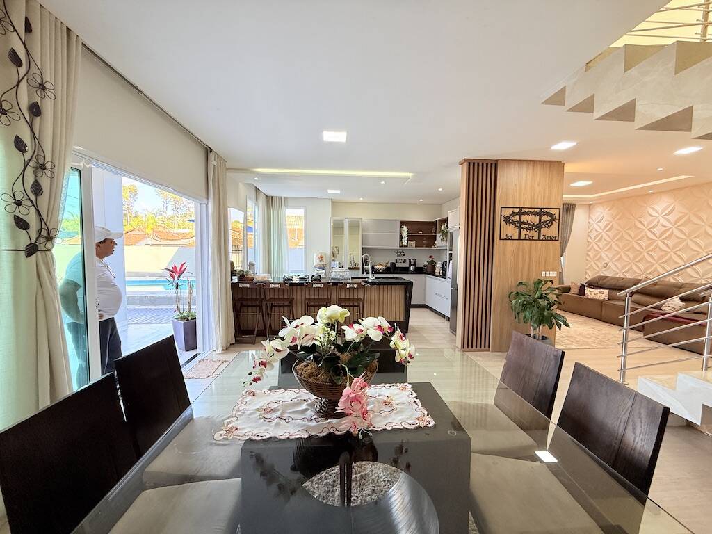 Casa, 3 quartos, 316 m² - Foto 11
