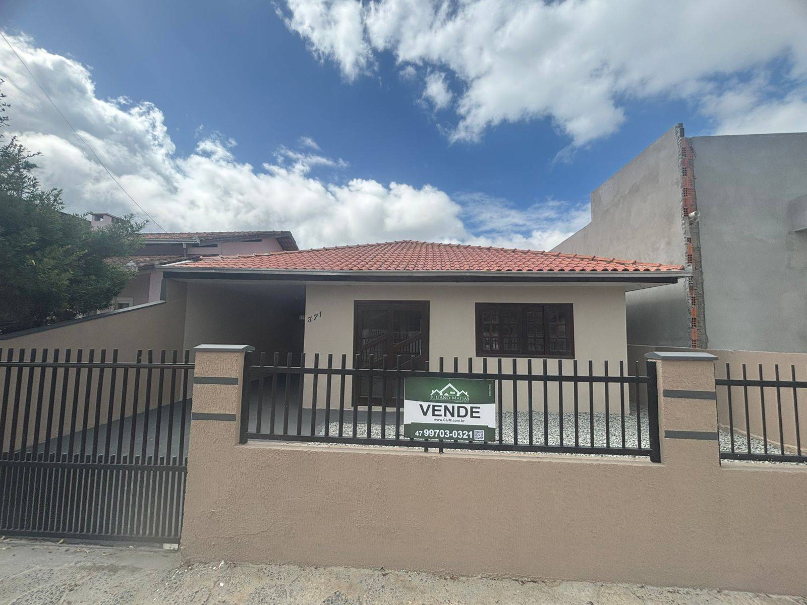 Casa, 3 quartos, 266 m² - Foto 1