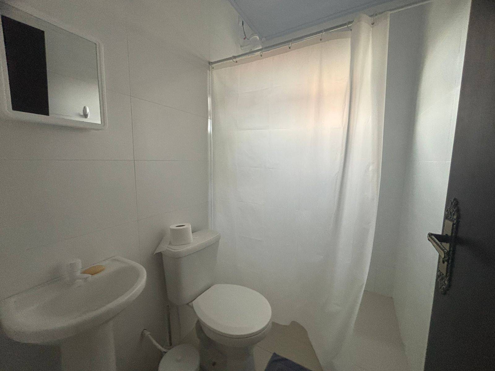 Casa, 1 quarto, 325 m² - Foto 6