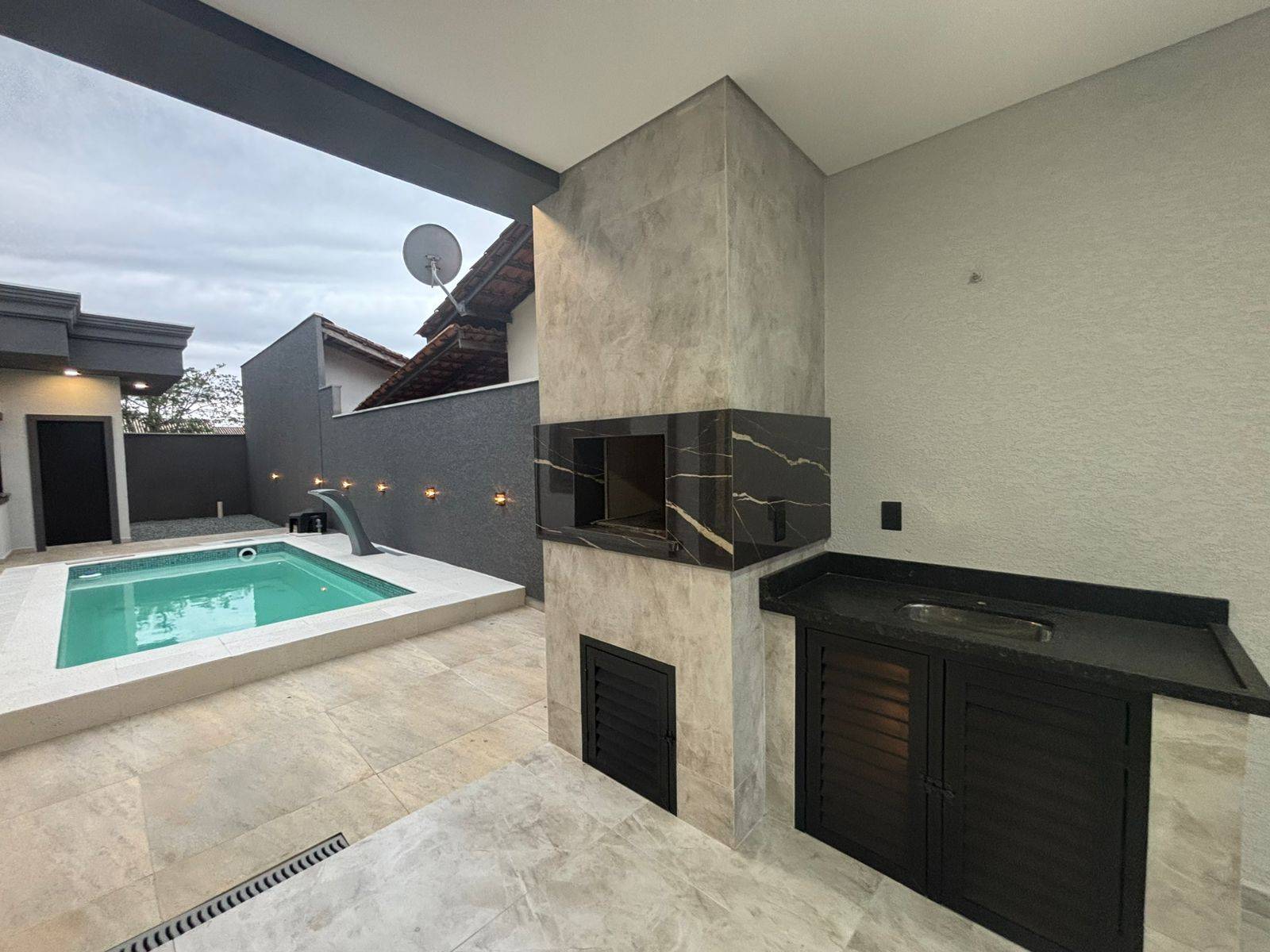 Casa, 3 quartos, 258 m² - Foto 8