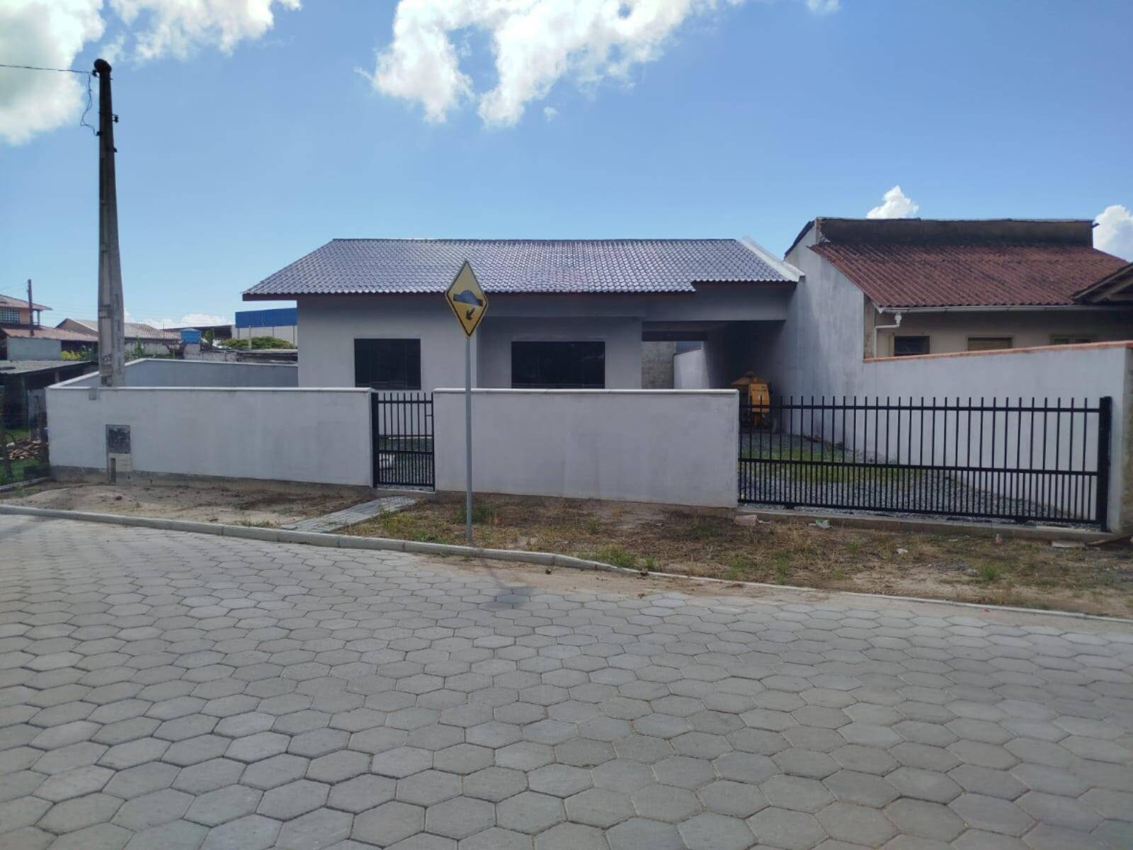 Casa, 2 quartos, 114 m² - Foto 1