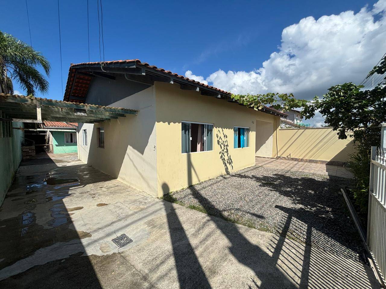 Casa, 5 quartos, 121 m² - Foto 2