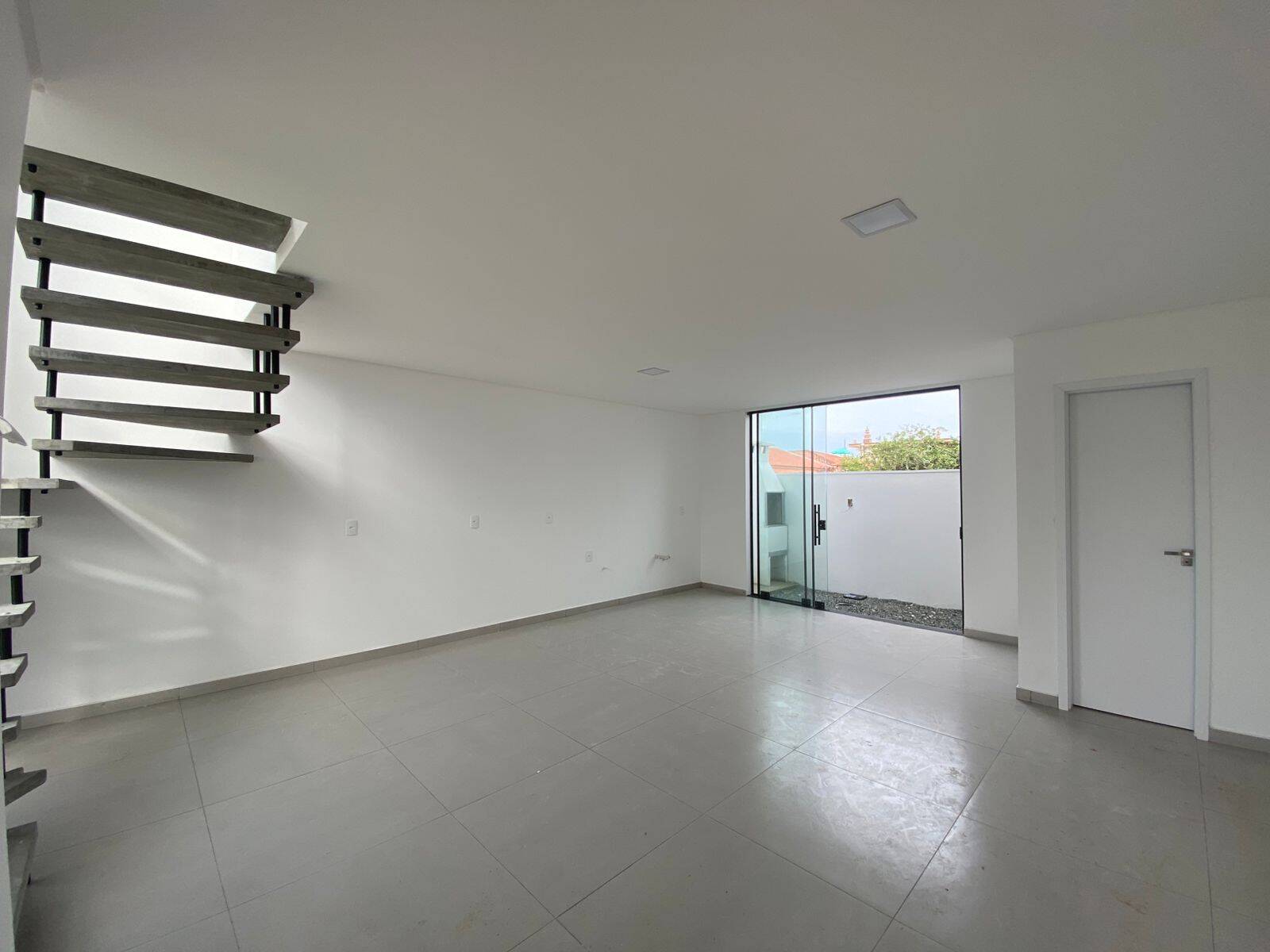 Casa, 3 quartos, 70 m² - Foto 2