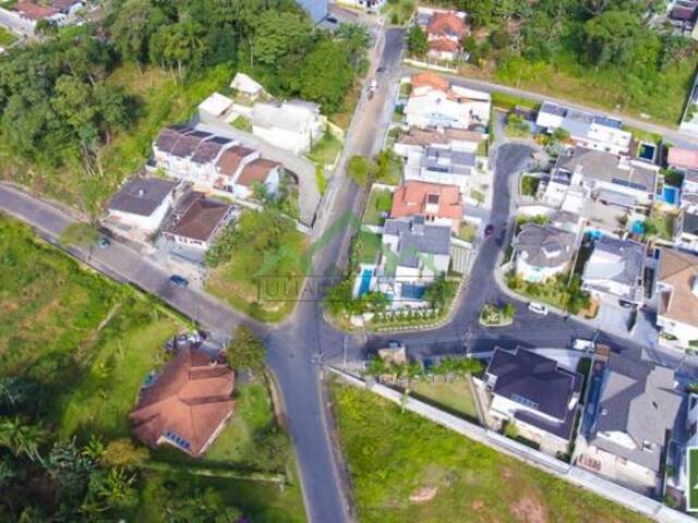 Terreno para Venda em Joinville - 2