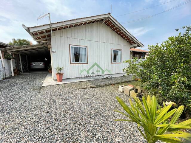Casa para Venda em Balneário Barra do Sul - 2