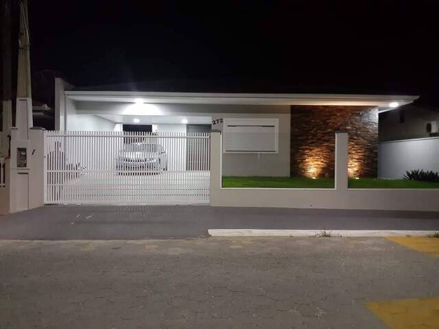 Casa para Venda em Balneário Barra do Sul - 3