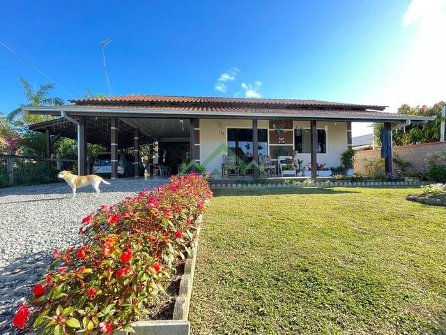 Casa para Venda em Balneário Barra do Sul - 2