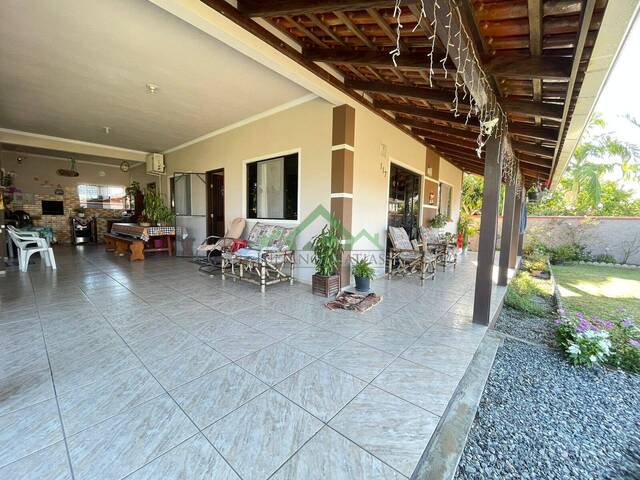 Casa para Venda em Balneário Barra do Sul - 4