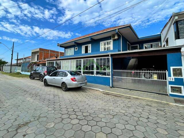#2601 - Casa para Venda em Balneário Barra do Sul - SC