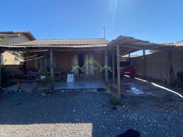 Casa para Venda em Balneário Barra do Sul - 2