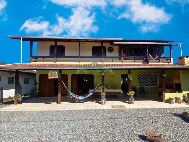 Casa para Venda em Balneário Barra do Sul - 2