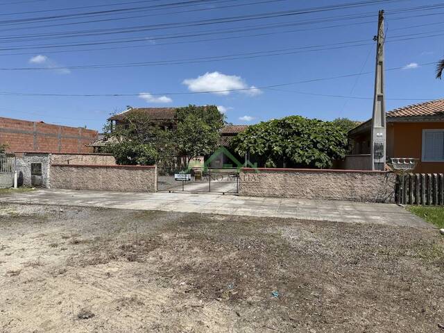 Casa para Venda em Balneário Barra do Sul - 2