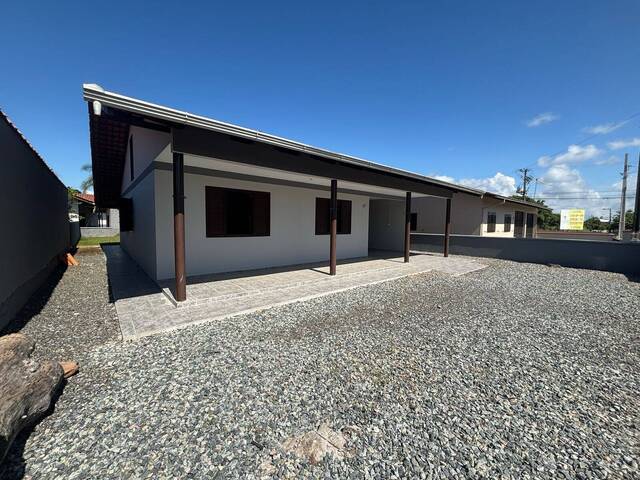 Casa para Venda em Balneário Barra do Sul - 3