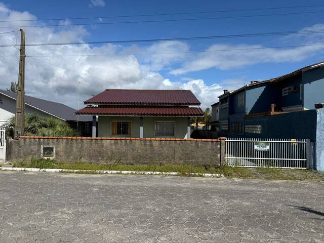 Casa para Venda em Balneário Barra do Sul - 3