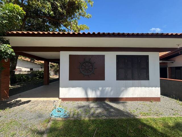 Casa para Venda em Balneário Barra do Sul - 2