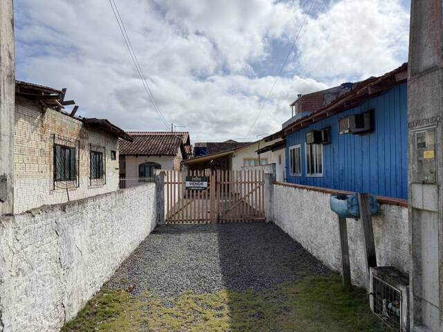 Casa para Venda em Balneário Barra do Sul - 2