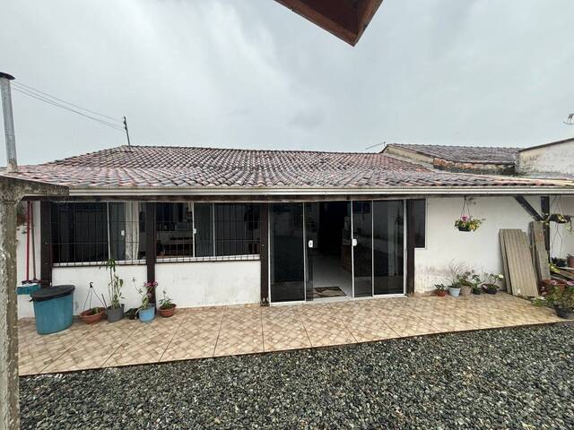 Casa para Venda em Balneário Barra do Sul - 2