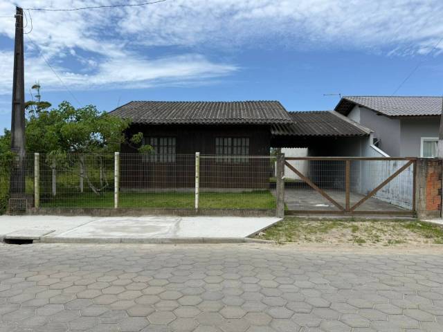 Casa para Venda em Balneário Barra do Sul - 2