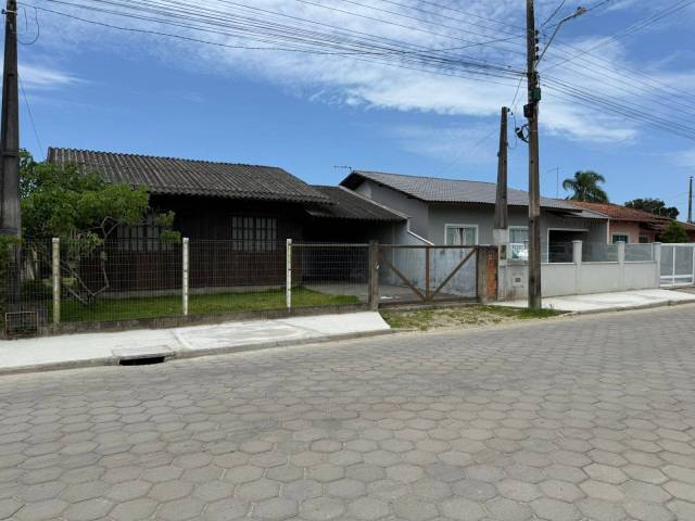 Casa para Venda em Balneário Barra do Sul - 3