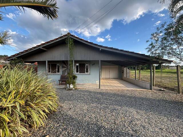 #3036 - Casa para Venda em Balneário Barra do Sul - SC - 1