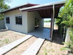 Casa para Venda em Balneário Barra do Sul - 1